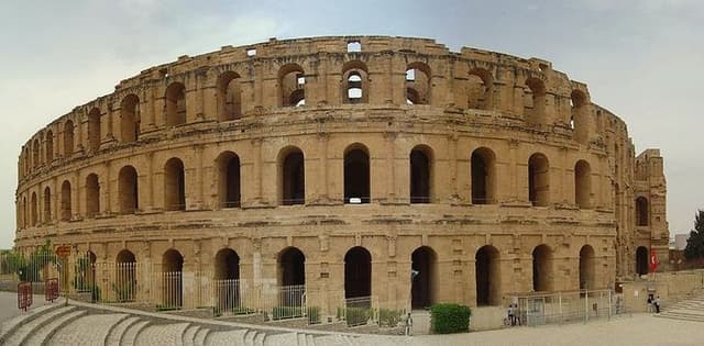 Image of amphitheatre_of_el_jem