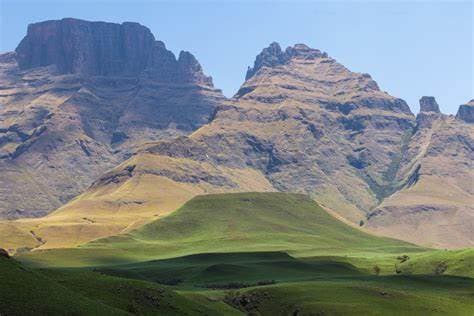 Image of drakensberg_mountains